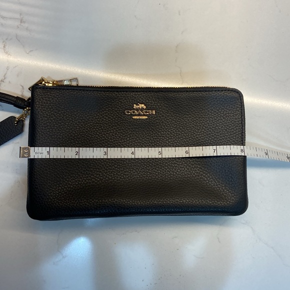 Like new coach double zip wallet - Picture 8 of 10